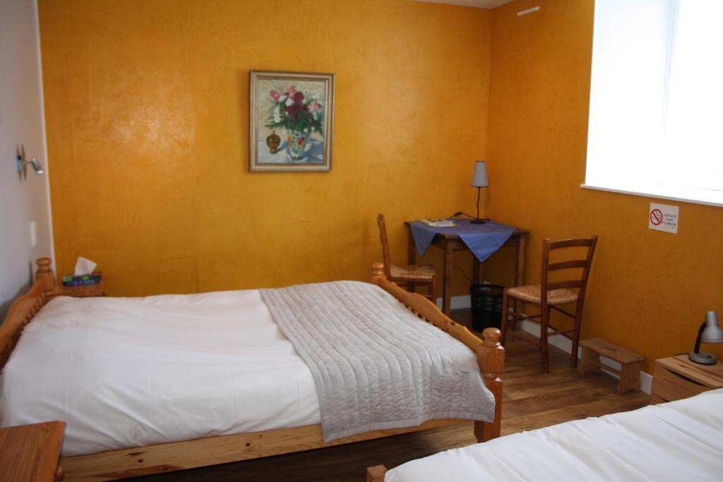 Auberge De Saint Julien Aux Bois Δωμάτιο φωτογραφία