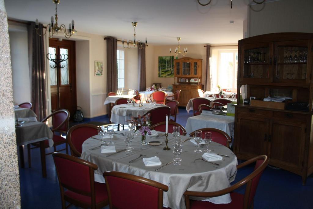 Auberge De Saint Julien Aux Bois Εξωτερικό φωτογραφία