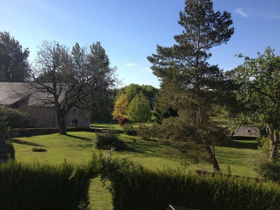 Auberge De Saint Julien Aux Bois Εξωτερικό φωτογραφία